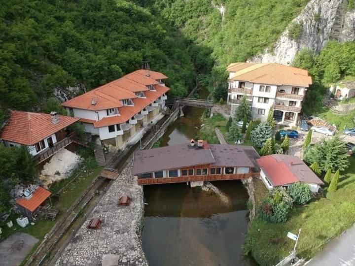 Eco Complex Smilyan Hotell Smilyan  Eksteriør bilde