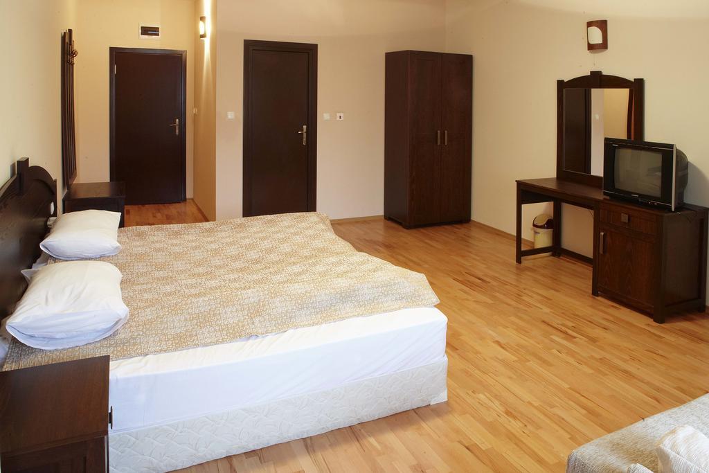 Eco Complex Smilyan Hotell Smilyan  Rom bilde