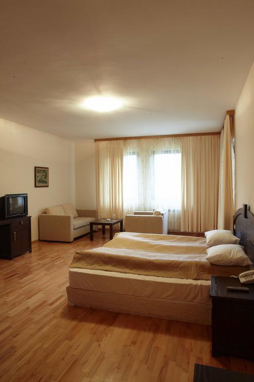 Eco Complex Smilyan Hotell Smilyan  Rom bilde