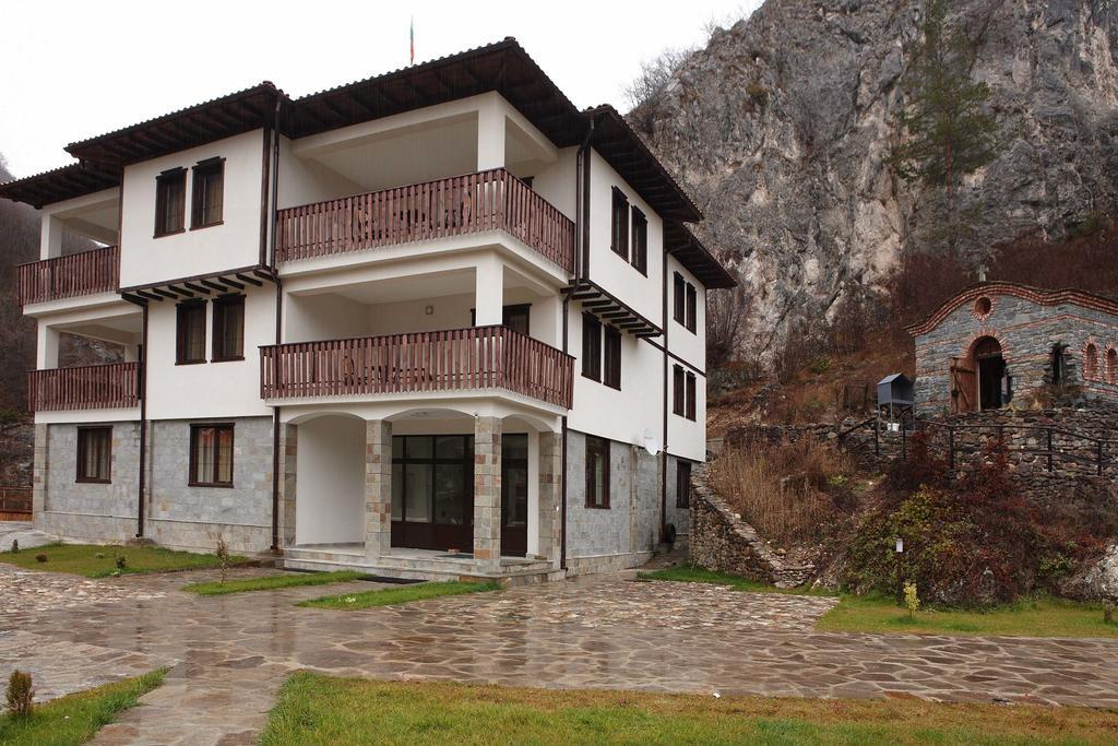 Eco Complex Smilyan Hotell Smilyan  Eksteriør bilde